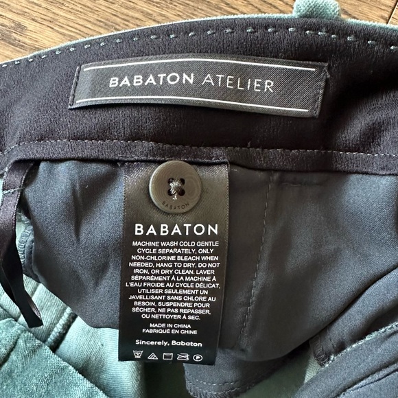 Babaton Women’s Green Velvet Cropped Pants - Size 4 - Picture 6 of 7